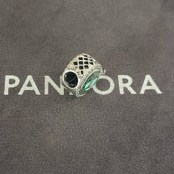 Pandora THE HEART NEW YORK CITY Exclusive Charm bead - Picture 4 of 4